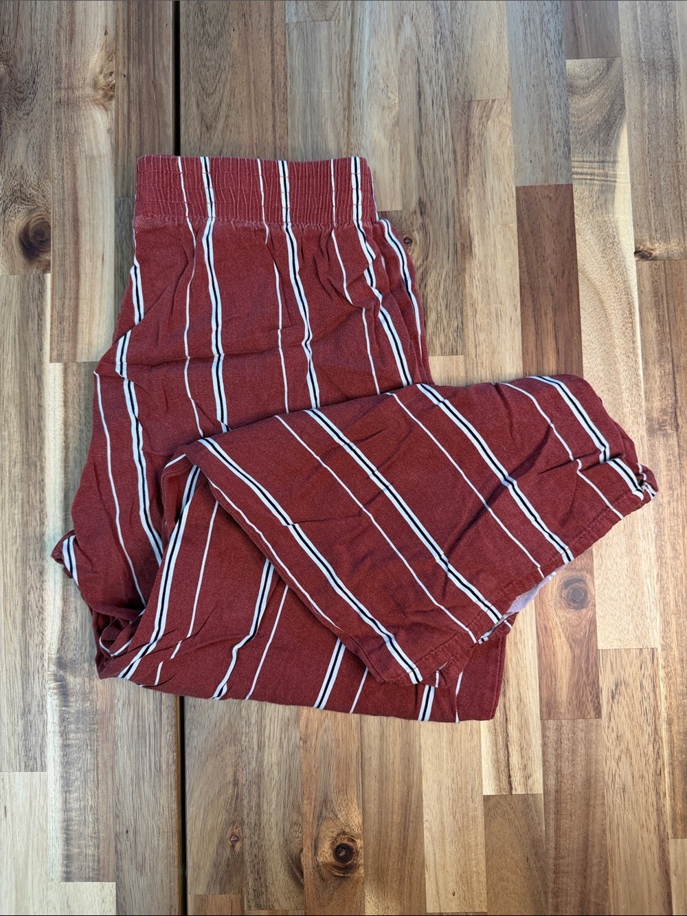 L.A. Hearts Striped Flowy Capris Pants